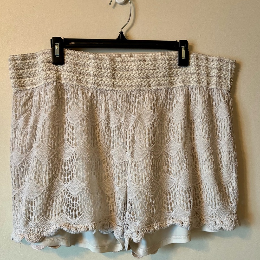 BONGO 2X Cream Crochet Lace Overlay Women's Shorts Cottagecore Prairie Coquette
